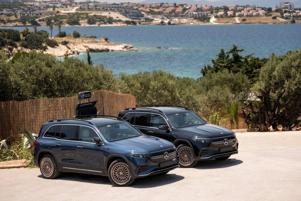 mahmadsohel's tweet image. 10 SUVs That Look Cool But Are a Maintenance Nightmare daxstreet.com/cars/249753/10… #crossoversuv