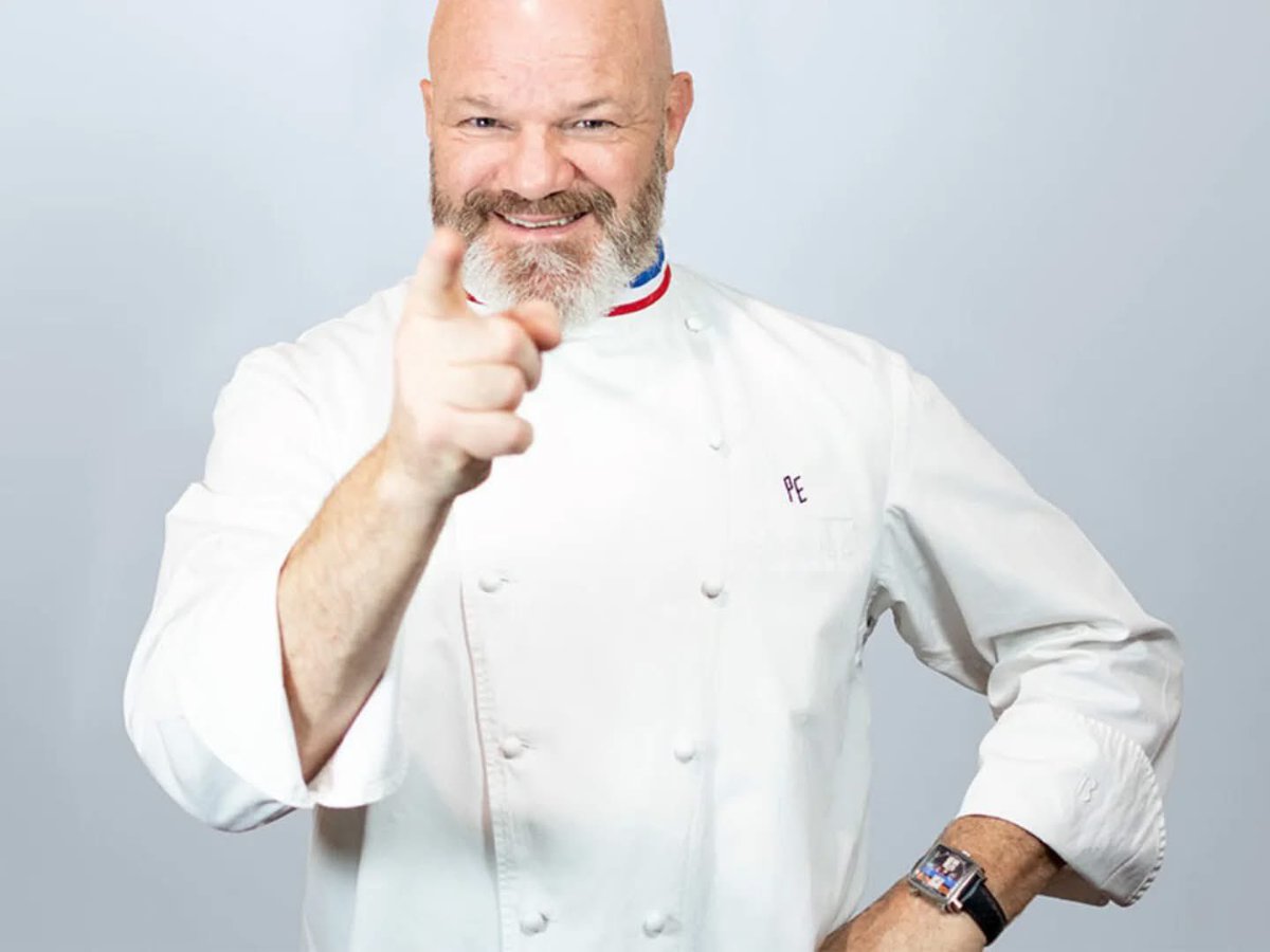 La Bande Originale (@labointer) on Twitter photo Rendez-vous ce mardi avec <a href="/Chef_Etchebest/">Philippe Etchebest</a> pour "Top Chef" et "Un chef au bout du monde".
La bande : #nagui <a href="/Leilakan/">Leïla Kaddour ⭐️⭐️</a> <a href="/oldelaf/">Oldelaf</a> #lisadelmoitiez <a href="/laura_domenge/">Laura Domenge</a> <a href="/fontainemelo/">Mélodie Fontaine</a> <a href="/TanguyPastureau/">Tanguy Pastureau</a> et <a href="/DanielMorinOff/">Daniel Morin</a> Rendez-vous ce mardi avec <a href="/Chef_Etchebest/">Philippe Etchebest</a> pour "Top Chef" et "Un chef au bout du monde".
La bande : #nagui <a href="/Leilakan/">Leïla Kaddour ⭐️⭐️</a> <a href="/oldelaf/">Oldelaf</a> #lisadelmoitiez <a href="/laura_domenge/">Laura Domenge</a> <a href="/fontainemelo/">Mélodie Fontaine</a> <a href="/TanguyPastureau/">Tanguy Pastureau</a> et <a href="/DanielMorinOff/">Daniel Morin</a>