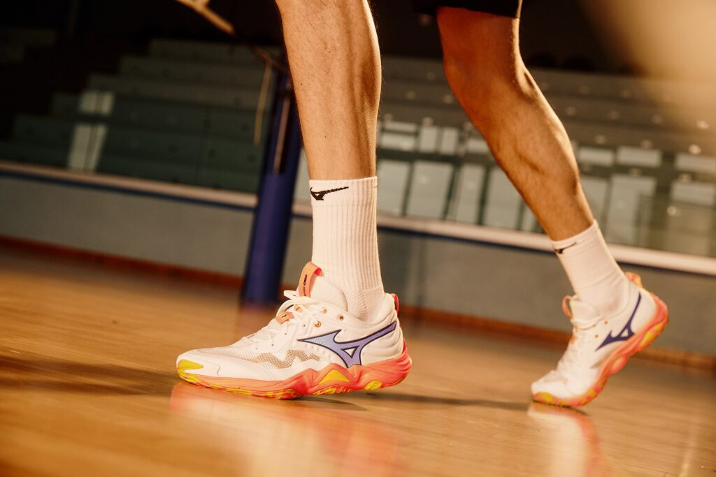 HandNews (@handnewsfr) on Twitter photo 🆕 La marque 🇯🇵 <a href="/MizunoFrance/">Mizuno France</a>
dévoile sa nouvelle gamme de chaussures 👟 Wave Momentum 👌handnews.fr/2025/marque-mi… 🆕 La marque 🇯🇵 <a href="/MizunoFrance/">Mizuno France</a>
dévoile sa nouvelle gamme de chaussures 👟 Wave Momentum 👌handnews.fr/2025/marque-mi…