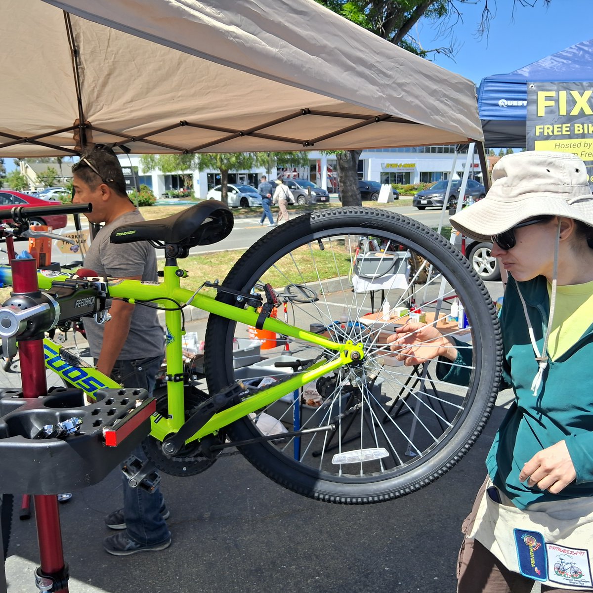 Next Bike Fixit is June 22 in Newark.
Volunteer at Fix Your Bike Day at Newark Farmers Market. We welcome your help. Training provided to those who need it or take our free class.
Volunteer Signup:
 signupgenius.com/go/409084FAEAA…
Volunteer Bike Mechanics Class:
 signupgenius.com/go/409084FAEAA…