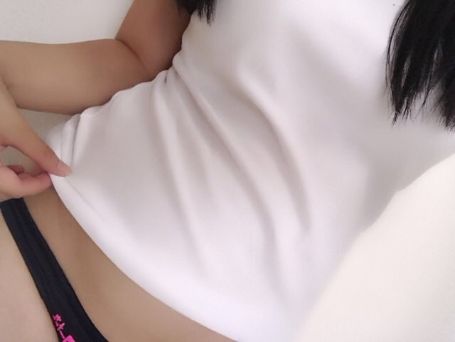 ここウチみたいの女ばっかりだよねｗ自撮りをさらすのが気持ちよく感じる子が集まってるｗ男女ともに登録無料だし試しに来てみれば？無料体験もあるし♡→bit.ly/3nSBK2r
