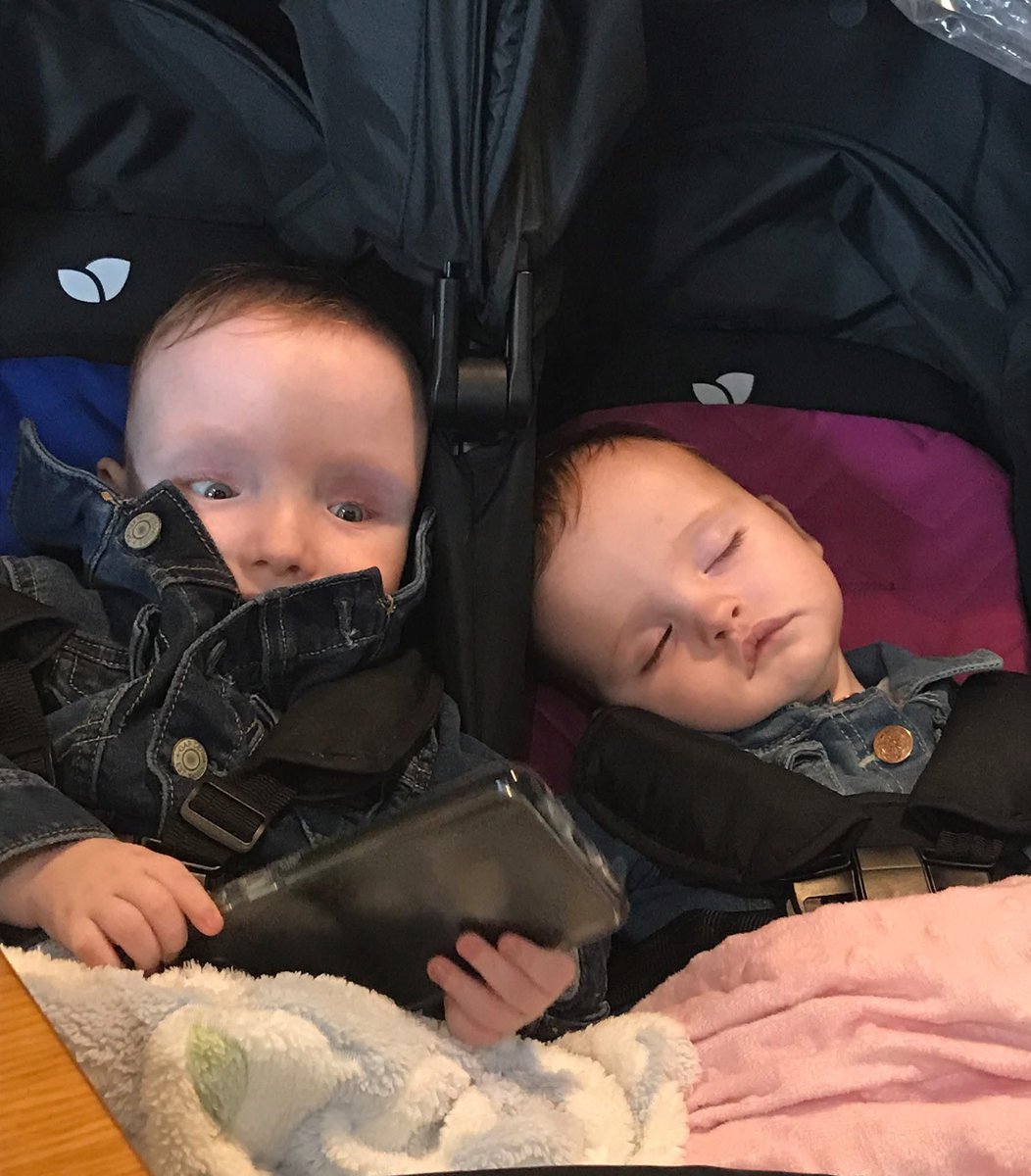 Jaxon with a phone .. nothing changes lol poor ayda just relaxed ( memory pic