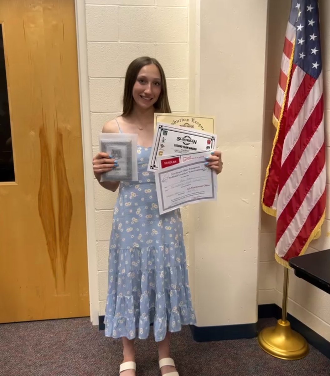 Ava Basel tweet media