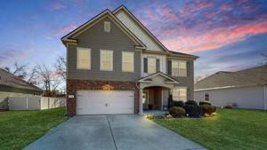 Ryan615Taylor's tweet photo. ✨ Dream Home Alert! ✨

204 Princeton Dr, Lebanon
4 beds | 3 baths | 3,002 sq ft
Chef’s kitchen, fresh LVP floors, huge closets, screened porch &amp; spa-like primary bath!

Open House Sat &amp; Sun, 2–4 PM!
Tour now: https://t.co/jI4LV65Wo0
#LebanonTN #OpenHouse https://t.co/mDRKxvVJxh