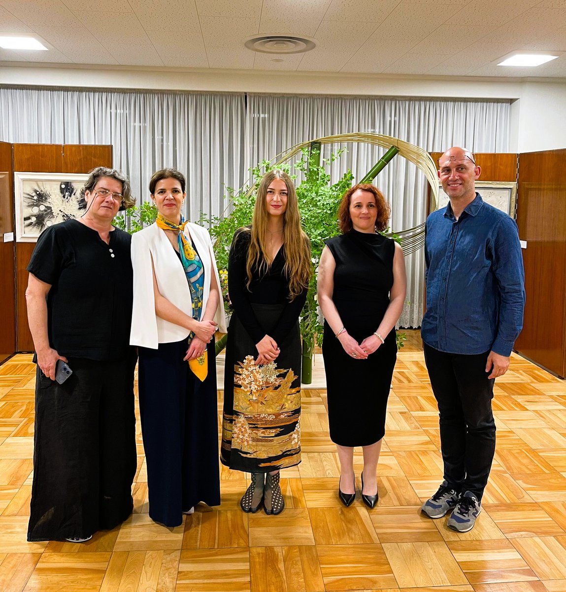 🇷🇴🇯🇵🇫🇷Un program minunat organizat de ICR Tokyo, la Ambasada României în Japonia, sub coordonarea neobositei Ștefana Mărmureanu, în cadrul marelui proiect al Francofoniei „Rendez-vous aux jardins - 6 au 8 juin 2025”: ateliere de creație în cadrul cărora artiștii japonezi și