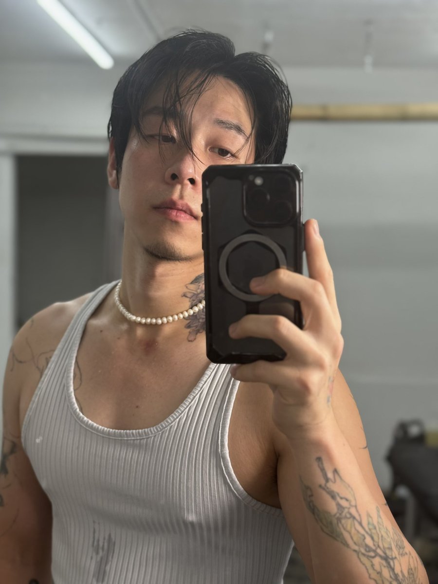 shadeofsunone's tweet photo. 👋 https://t.co/TSlCtvEOkl