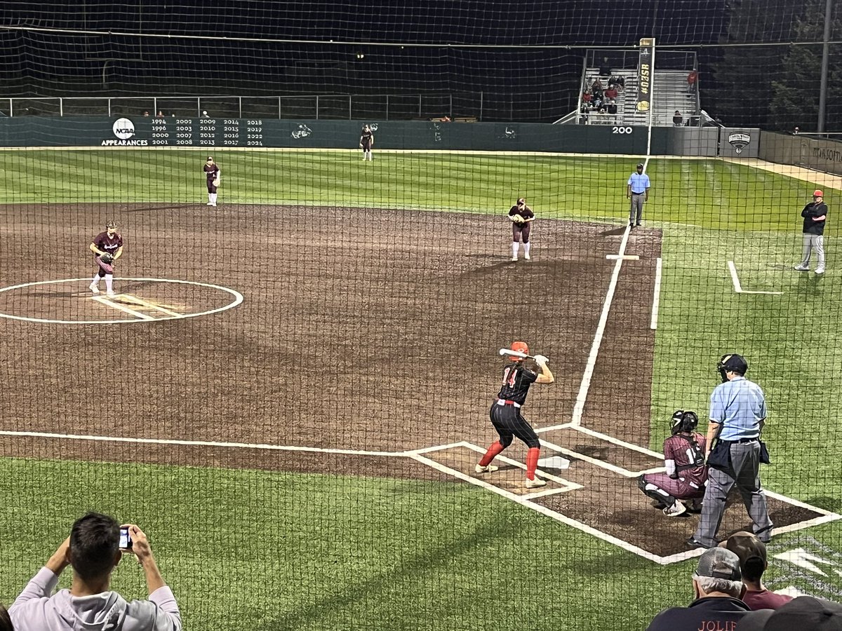Porters win 2-0 in a classic pitcher duel at the Bloomington Super Sectional. On to State and Peoria. Go Porters! #besttogether