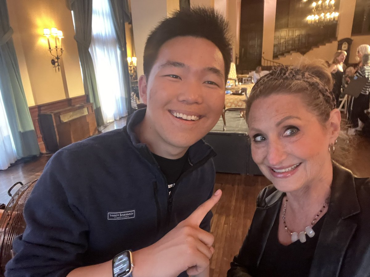 Marla B. (@dvinmsm) on Twitter photo Wow. Finally met the awesome <a href="/Victorshi2020/">Victor Shi</a> at <a href="/MollyJongFast/">Molly Jong-Fast</a> book event in LA. Yayyyy!!! Looking forward to meeting MJF IRL too! Wow. Finally met the awesome <a href="/Victorshi2020/">Victor Shi</a> at <a href="/MollyJongFast/">Molly Jong-Fast</a> book event in LA. Yayyyy!!! Looking forward to meeting MJF IRL too!