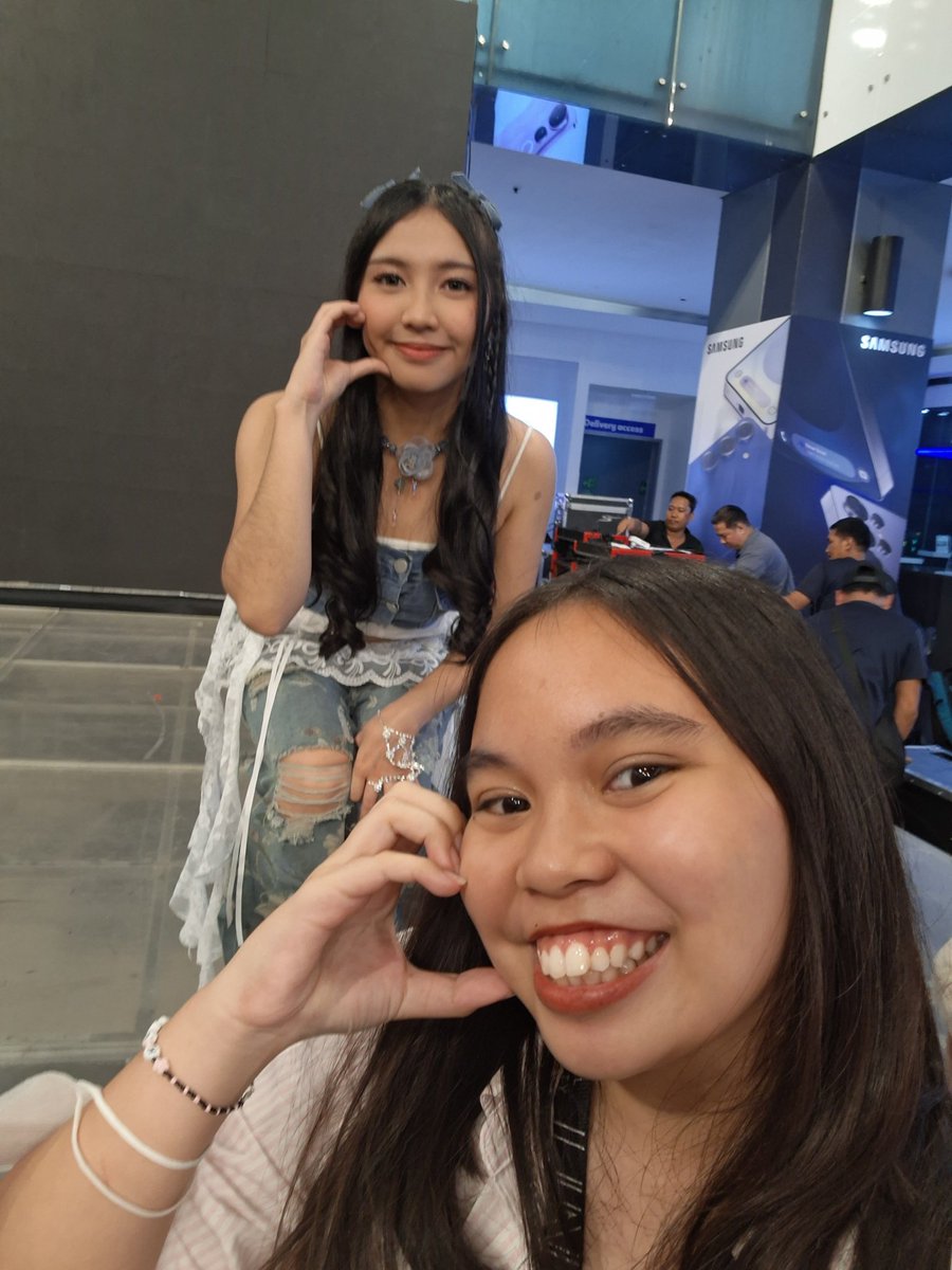 hellaeys__'s tweet image. sa'yo pa rin uuwi 😎 

my morning view, cool and sweetest brew 🫶🏻🫶🏻 @kathpixieph 

PIX!E AT PPOPFEST2 
#pixieofficialph #PPOPFestAtSMNorth