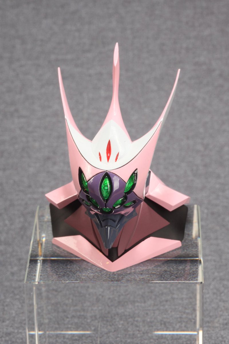 XiaoruiMa6's tweet image. 私が制作したエヴァ8号機のフィギュアを、ワンダーフェスティバル上海で販売する予定です。第2弾 #エヴァンゲリオン #WF2025W