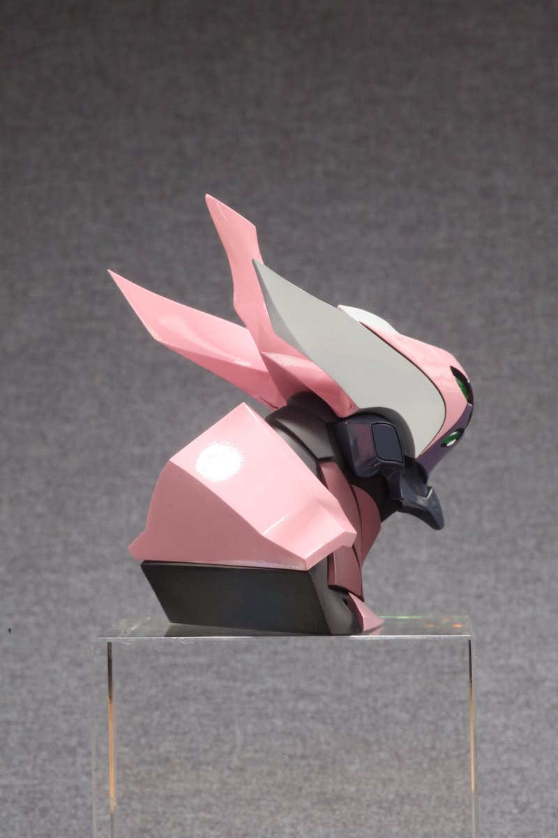 XiaoruiMa6's tweet image. 私が制作したエヴァ8号機のフィギュアを、ワンダーフェスティバル上海で販売する予定です。第2弾 #エヴァンゲリオン #WF2025W