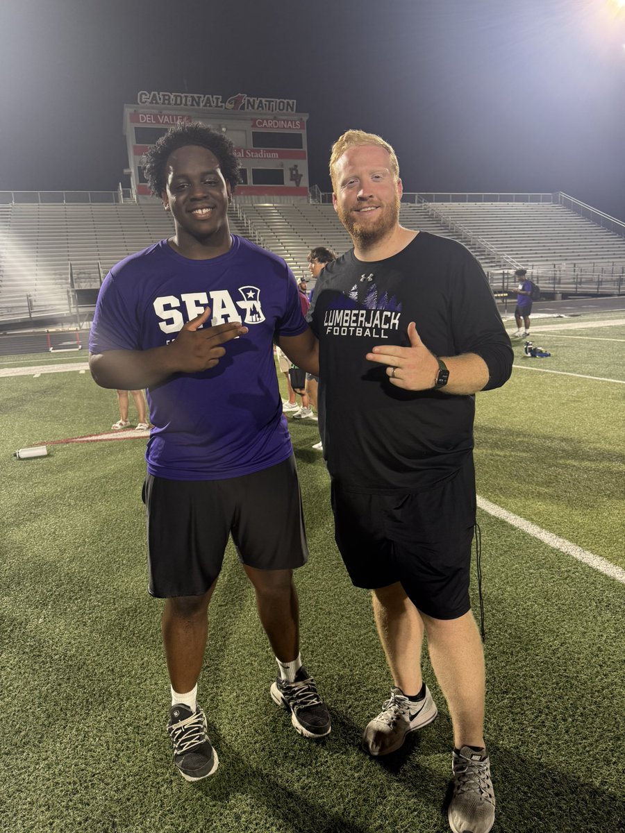 DanielOparah55's tweet image. After a great camp and conversation with @CoachCarthel and @SFACoachGraf I’m more then blessed to receive my 2nd division 1 offer from @SFA_Football
@WERaiderFB 
@grindhouselite 
@CoachMarcusGold 
@CoachJayRose 
@JacobMerriman59 
@CoachNJackson
