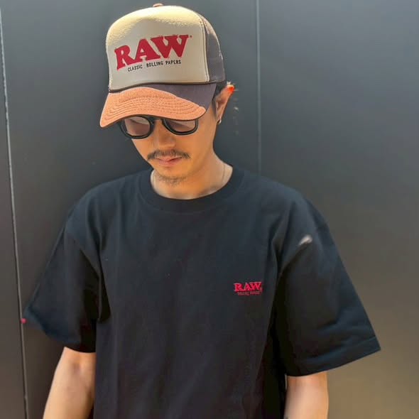 RAWRollingPaper's tweet photo. 2025.S.Sコレクション!
「ROLLING PAPERS」シリーズ!
RAW正規販売店及び https://t.co/L2bUdxbAhGのオンラインショップにて販売いたします!
#raw #rawjapan #rawpapers #rawlife #rawrollingpapers #rollingpapers #rollingpapers_japan
https://t.co/dQeHph28JC… https://t.co/ewk7jzfuN6 https://t.co/LyZyQiQRgI