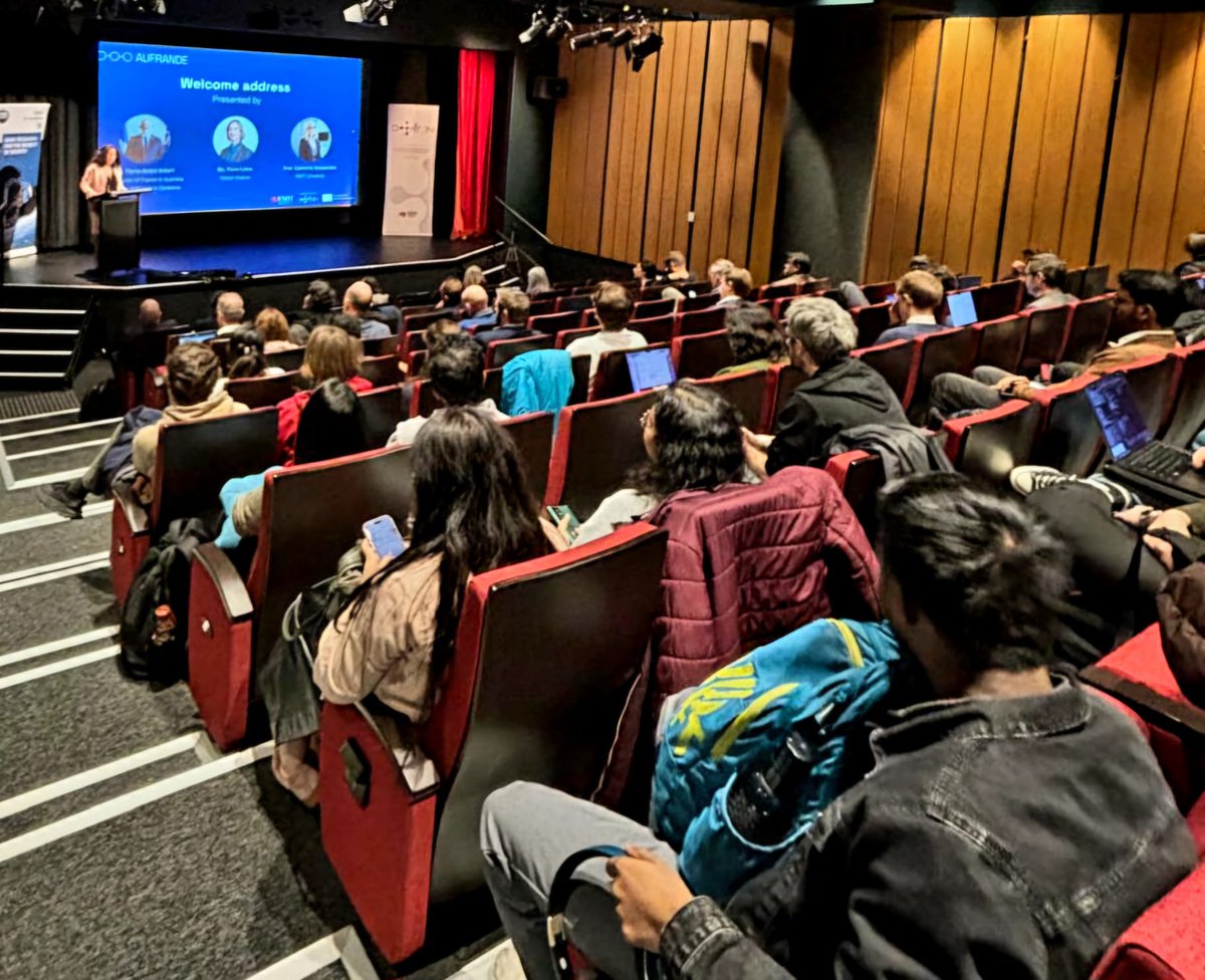 paule_ignatio's tweet photo. Honoured to have opened the 1st @aufrande event at @RMIT #Melbourne!  A unique EU co-funded 🇫🇷🇦🇺  training program connecting researchers &amp; businesses, fostering innovation and  partnership. 
@FranceAustralia - @DannyPearsonMP -  @BridgetVallence - @VicGovAu - @LordMayorMelb https://t.co/U2ZgxQfdUt