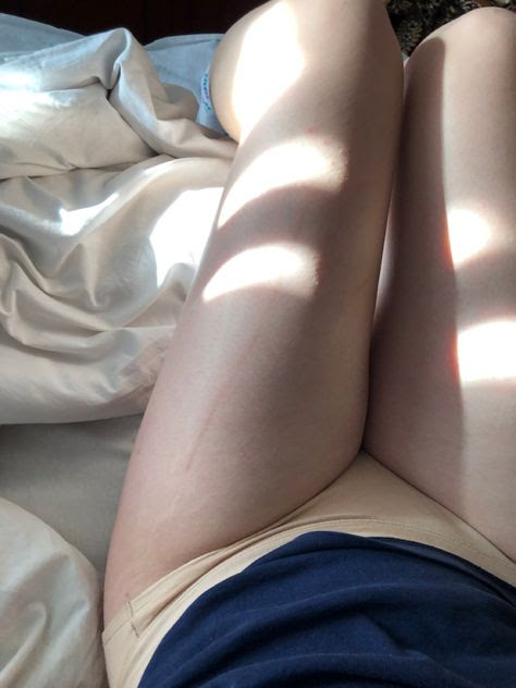 صاحية وشابعة نوم  ونفسي حاجة بس مستحية