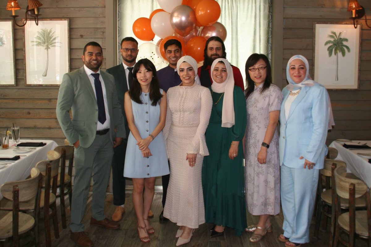 UTHoustonPath's tweet image. Congratulations to the #UTHoustonPath #Classof2025!!🎊🎉🎉 Looking forward to seeing the great things you accomplish in the future!! 🎓🔬#PathX #Residency