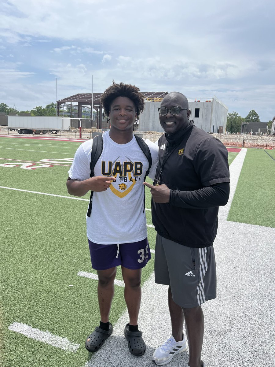 Keon Chaffin Jr. (MLB) from Dumas High School, AR had a great day competing at Coach  Alonzo Hampton University Arkansas Pine Bluff football camp
