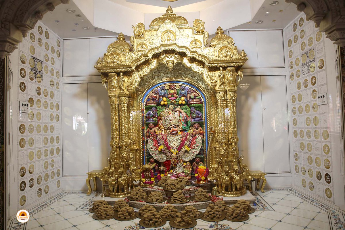 kashtbhanjandev's tweet photo. Darshan : 10-06-2025
મંગળવાર નિમિતે શ્રી કષ્ટભંજનદેવ દાદાને પ્રિય સુખડીનો અન્નકૂટ ધરાવાયો
Hello Devotees
Jai Shri swaminarayan
Shri kashtbhanjandev hanumanji Maharaj Salangpur dham.
https://t.co/tteV5KhUvC
🚩 જય શ્રી રામ🚩 https://t.co/XHol2BHNIy