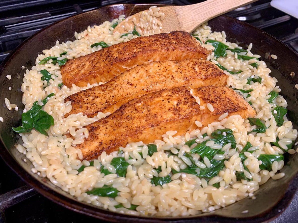 homevsfastfood's tweet photo. [Homemade] Salmon with lemon orzo and spinach
👉 https://t.co/J4kfnLdrNE
#HomemadeSalmon #LemonOrzo #HealthyEating #Foodie #CookingAtHome #homecooking #food #recipes #foodpic #foodie #foodlover #cooking #hungry #goodfood #homecookingvsfastfood https://t.co/WcoAmspI8d