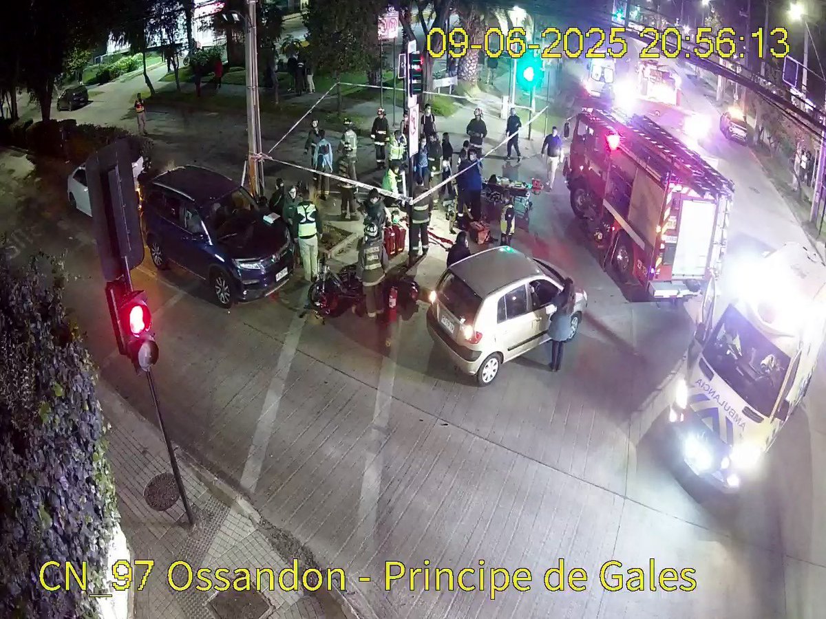 🔴¡ATENCION! CORTES DE TRÁNSITO POR ACCIDENTE VEHICULAR EN PRÍNCIPE DE GALES Y CARLOS OSSANDÓN!

- Príncipe de Gales y Padre Hurtado al poniente.
- Carlos Ossandón y Carlos Silva Vildosola al sur.
- Echeñique y Carlos Ossandón al sur.
- Vicente Pérez Rosales y Príncipe de Gales.