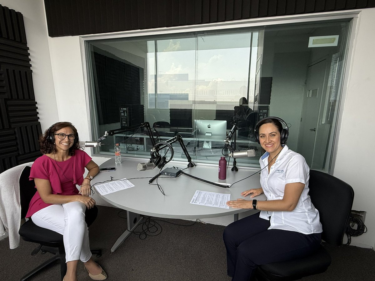 En días recientes recibimos la visita de la Dra. Cristina Ferrer Alberto, de la Universidad Católica de Valencia 🇪🇸, quien realizó una estancia académica con el apoyo del Programa Erasmus+.