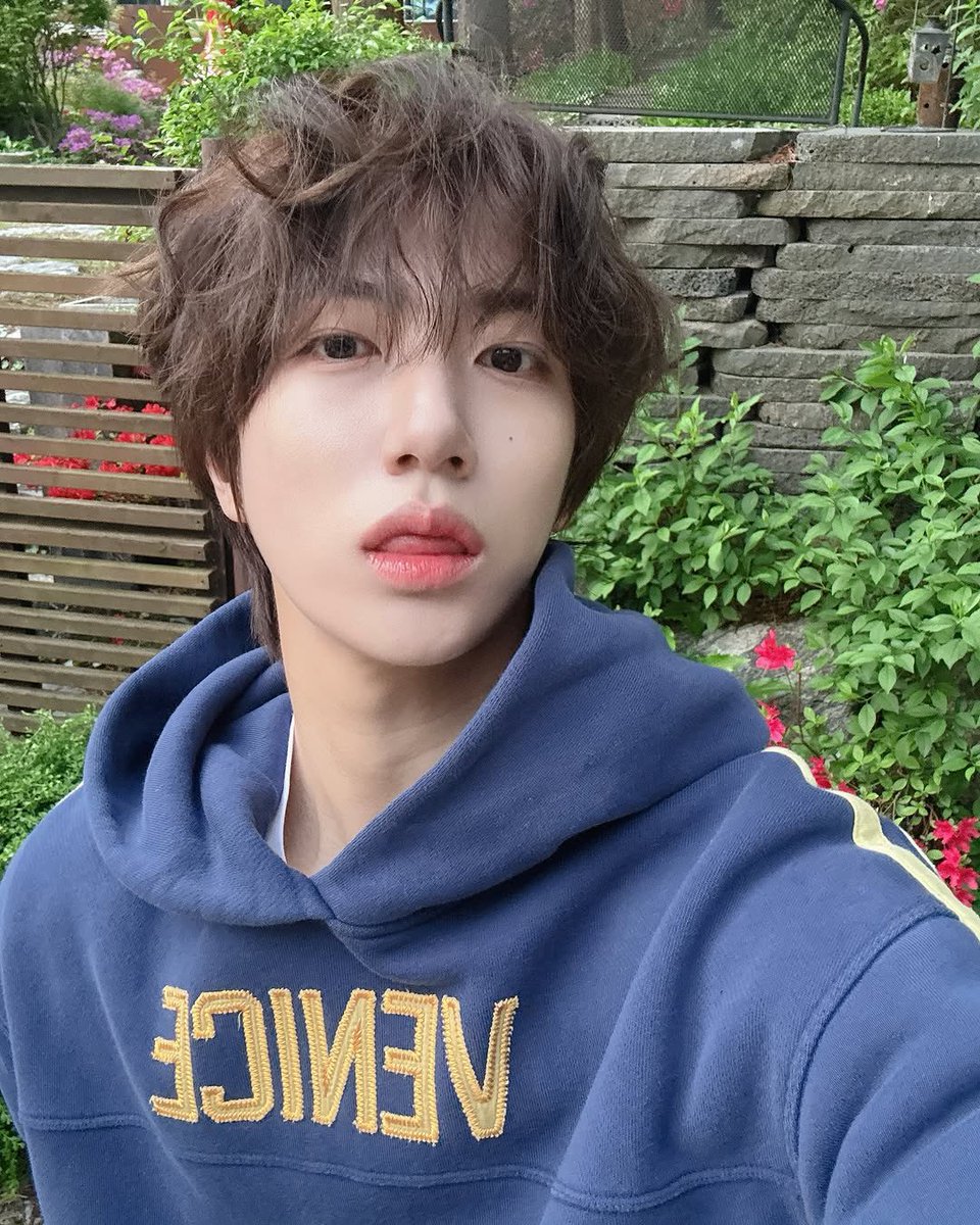 tadaimna's tweet photo. Blep. https://t.co/ClXZzTtnQg