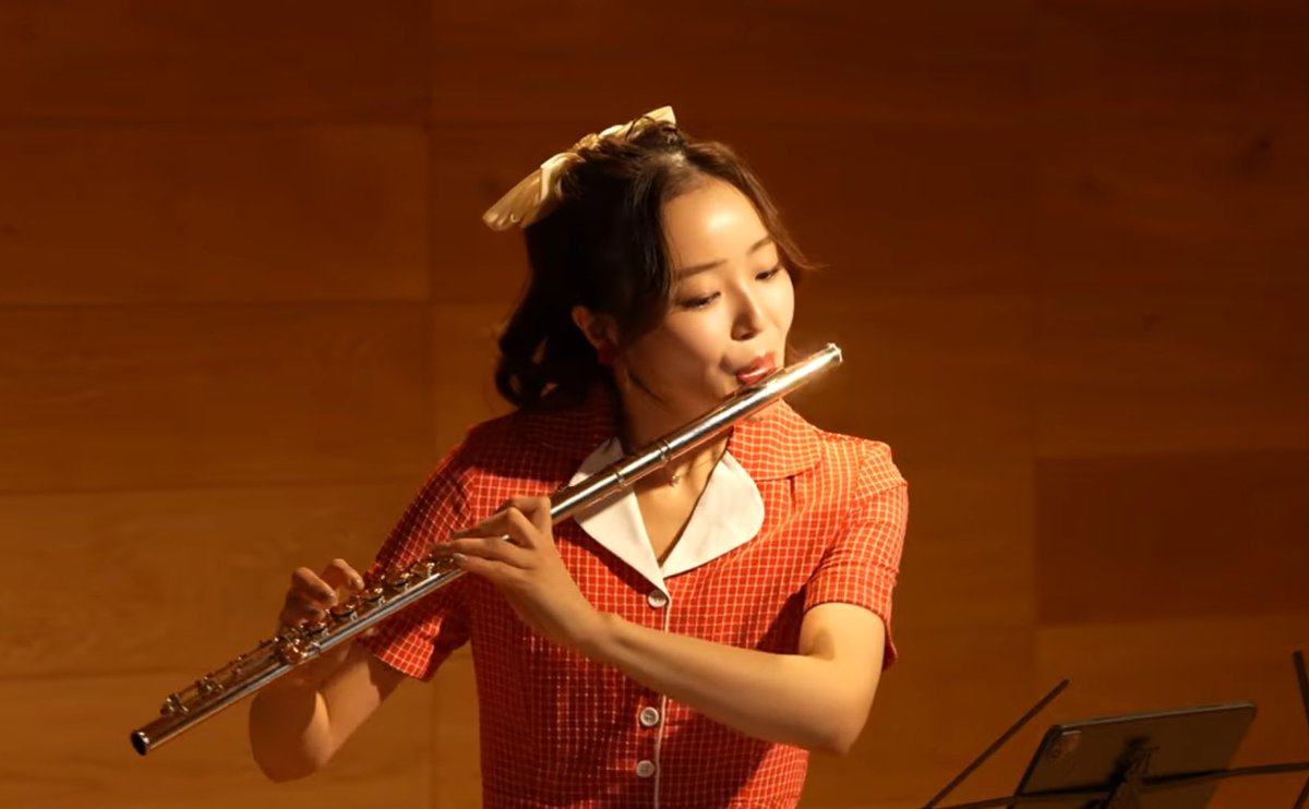 【ピックアップ動画】
東京は雨降りの1日☂️💧💧
そんな日にしっとり聴きたくなる素敵な動画を本日はピックアップ🫰

#宇多田ヒカル の『First Love』を演奏してくれた フルート×ピアノ Duo

何度聞いても胸がグッと切なくなります...🩵

<a href="/kanon_nontann/">Kyanon</a> 
<a href="/ayametal2022/">Ayamé #あやめぴあの</a> 
youtu.be/4-9y-sjzdvM?si…