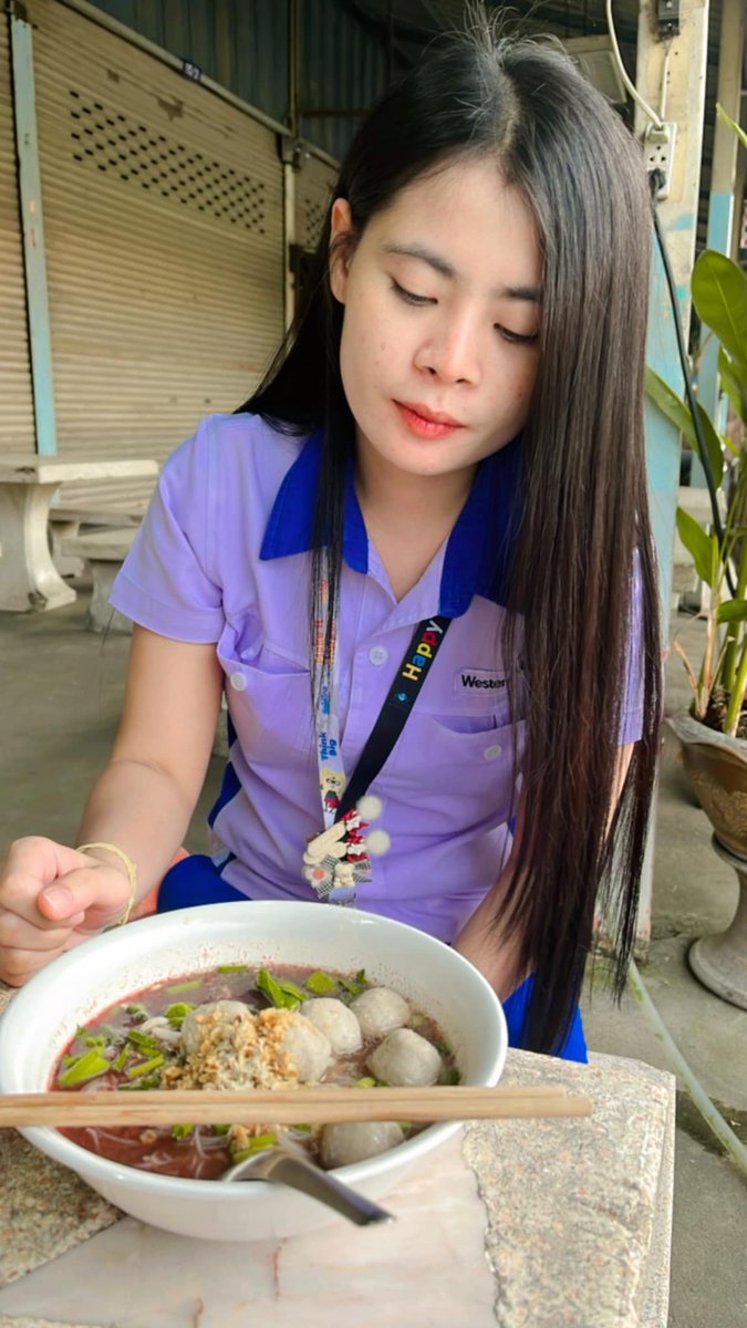 กินข้าวต้องมีกับ กินตับต้องมีเธอ😛

#fypシ #โสดลูกติด #ฝากรีทวิตติดหัวใจให้ด้วยน้าาา