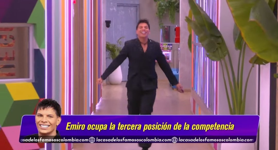 ropilipr's tweet photo. Te amoooo Emiro 🥹💜#LaCasaDeLosFamososCol #LaCasaDeLosFamososCol2 #lacasadelosfamososcolombia https://t.co/MVGPBiFFGP