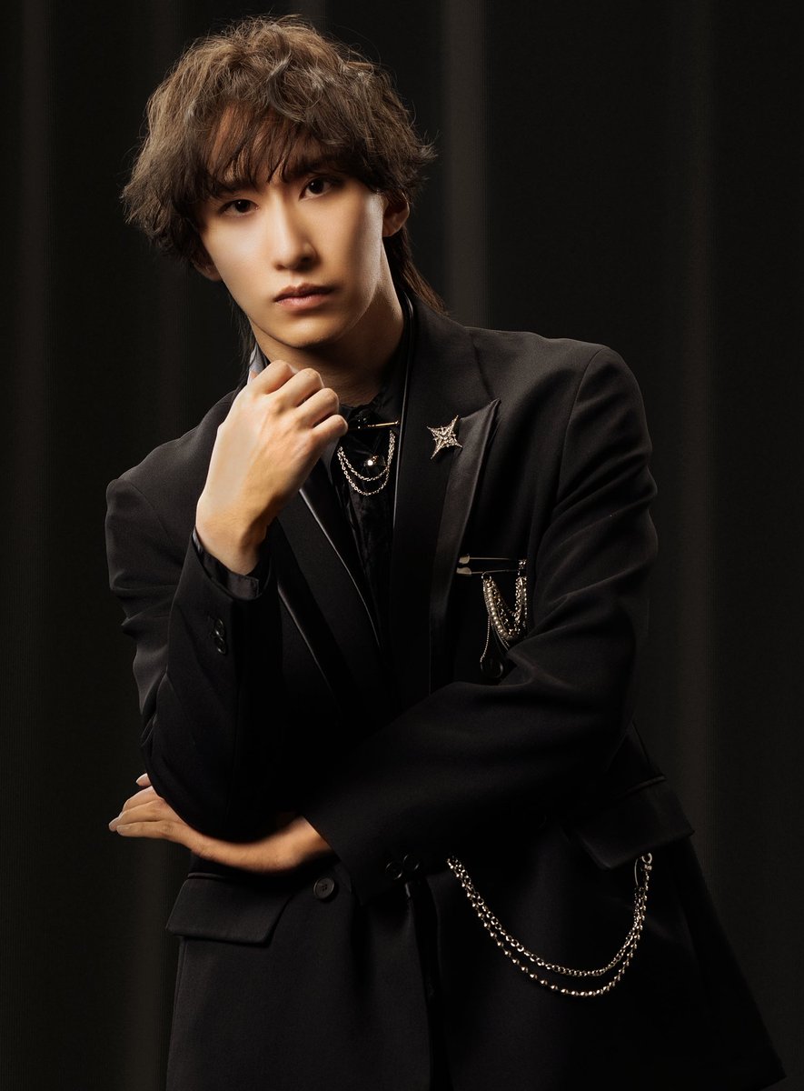zipang_opera's tweet photo. ╋━━━━━━━

　　　　　New Artist Photo⟡
　　　　　YUU FUKUZAWA

　　　　　　　　　　━━━━━━━╋

#ZIPANGOPERA 
#福澤侑 https://t.co/uvFMSmx7bN