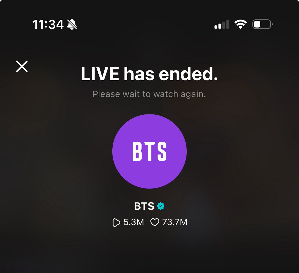 TrivialoveOT7's tweet photo. 😭💜 https://t.co/x5XBzODOlK