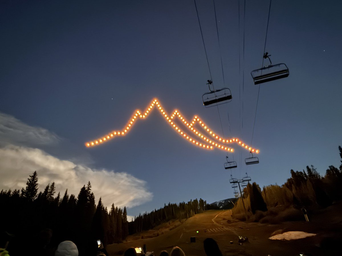 CAdamsLPMS's tweet image. What a night!  Huge thanks to the #StVrainStorm student drone team. Hundreds of teachers from all over Colorado continuing their own learning this week at @InnEdCO in Breckenridge- all wildly impressed with what our students are doing.