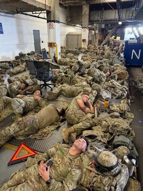 mariarumple's tweet photo. @TrumpGirlLove The Marines will just not have a good trip and then leave. The best protest is go home, eat some dinner, watch some tv, kiss your wife, and sleep in your bed. Then go back every day and watch these poor fuckers go insane from living like animals and having incompetent bosses. https://t.co/OC9kPolUSq