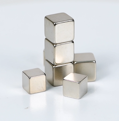 Tronsummagnetic's tweet image. When passing by that area, I always feel an invisible force pulling it. The issuing card and key will unconsciously float towards the magnet, as if it is a vortex with magic. more details:tronsummagnet.com #magnet #usefull #magnetization #factory #fyp