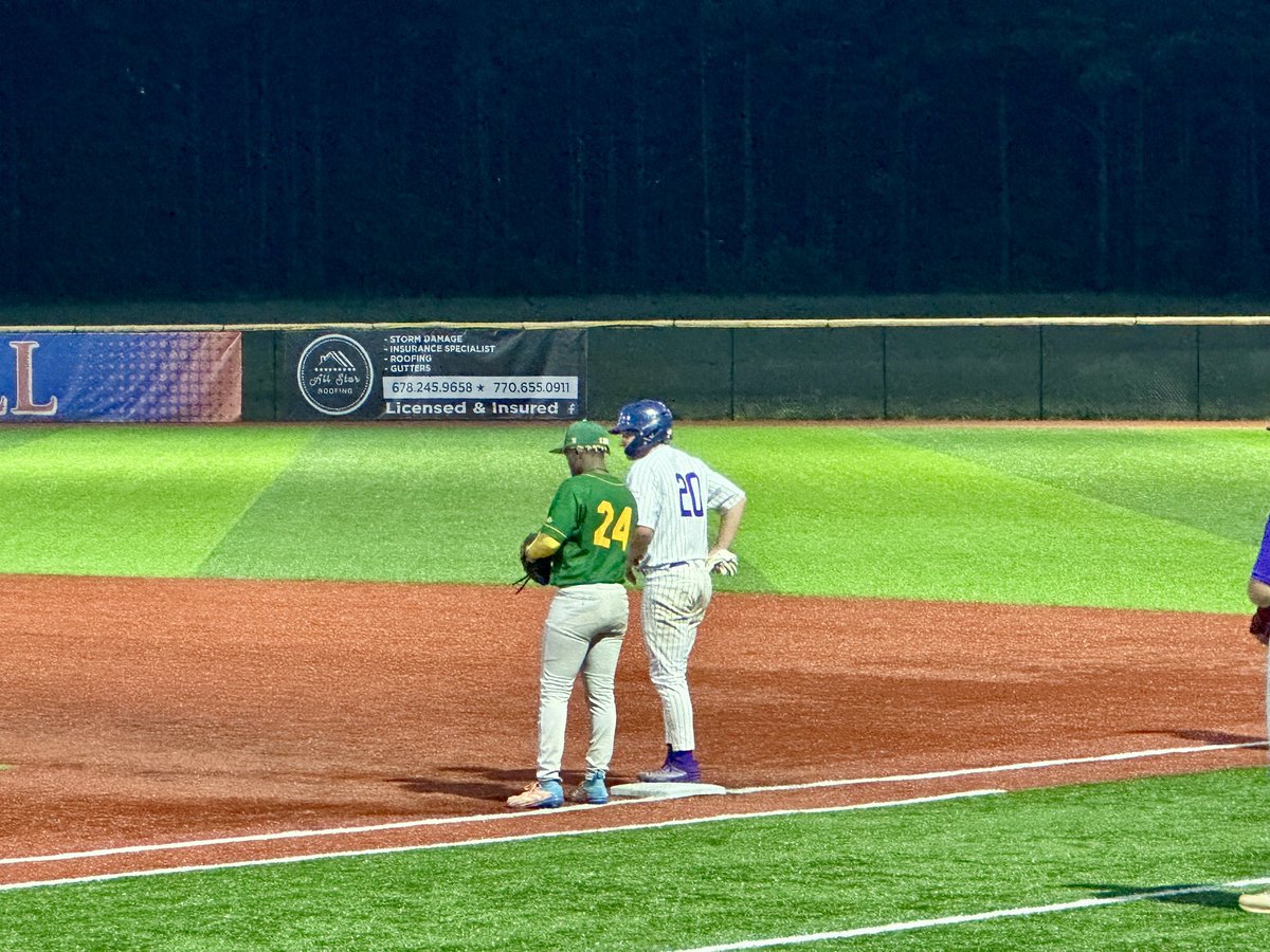 sam_tomczak's tweet photo. Another fun night with the @BrookhavenBucks playing at my future home field (@GHCBaseball).

Got out from behind the plate and played 1B, which was a different experience for sure.
#AntlersUp

Great to see my former #ToonaBoy, @EthanCrawley2! https://t.co/aewjpP0JK8
