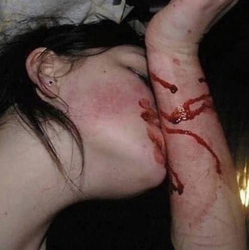 🐇🪓 tweet media