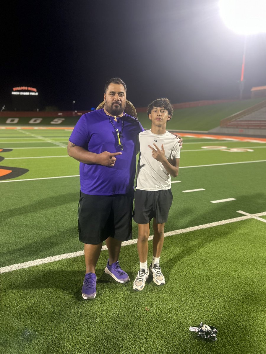 ulises montanez (@vlxne_ulises) on Twitter photo Had a great time at <a href="/NMHUFootball/">NMHU Football</a> camp today learned a lot from <a href="/CoachTaufaasau/">Kurt Taufa’asau</a> especially <a href="/TreOguinn/">treoguinn</a> thankful for the opportunity and lessons I learned from the both of them. Had a great time at <a href="/NMHUFootball/">NMHU Football</a> camp today learned a lot from <a href="/CoachTaufaasau/">Kurt Taufa’asau</a> especially <a href="/TreOguinn/">treoguinn</a> thankful for the opportunity and lessons I learned from the both of them.