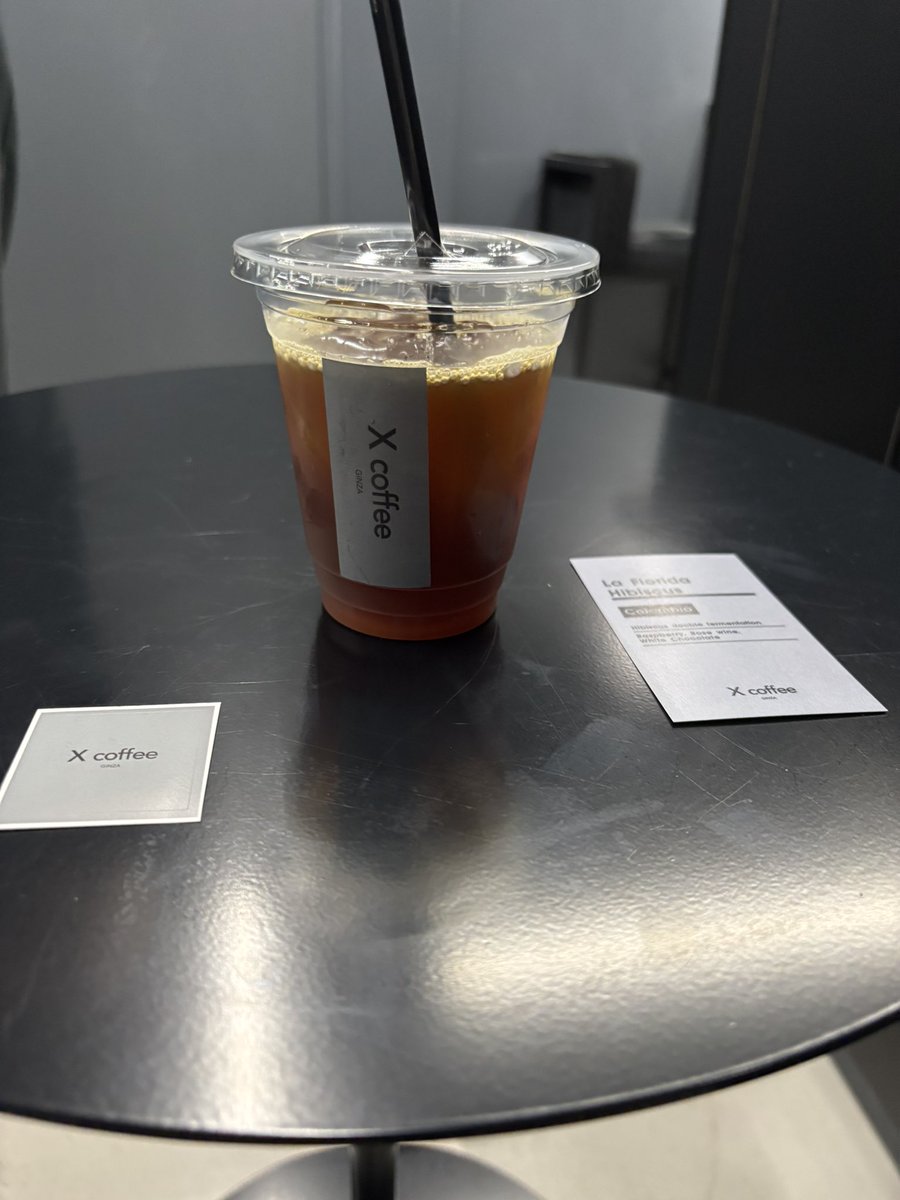 jiahpotter's tweet photo. I found this coffee shop by chance with @miz0521 Should open X account #Xcoffee https://t.co/BqZYdZmzVv