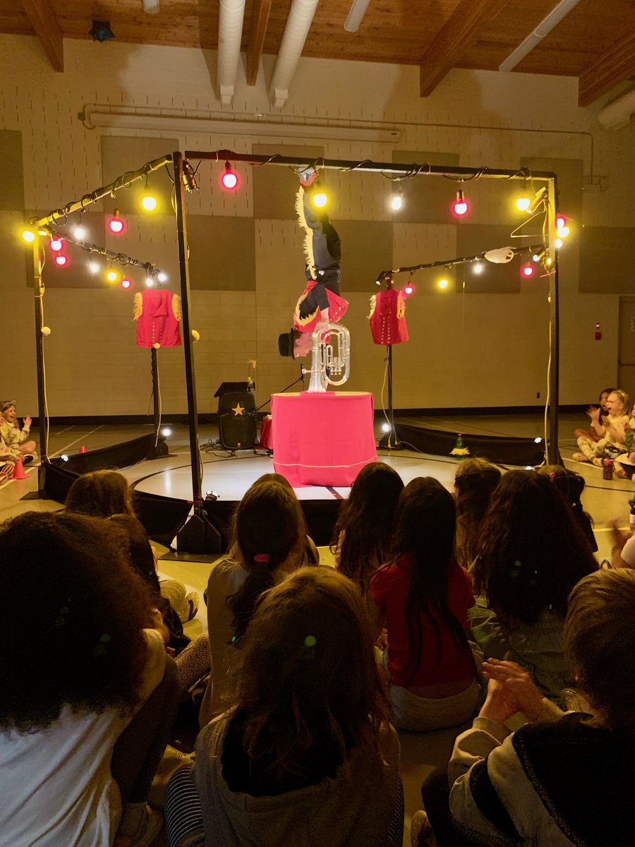 Ecole St. Michael’s School tweet media