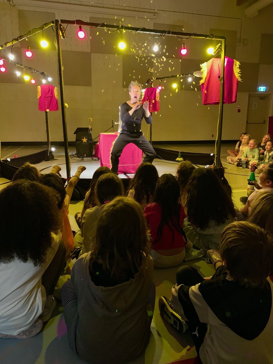 Ecole St. Michael’s School tweet media