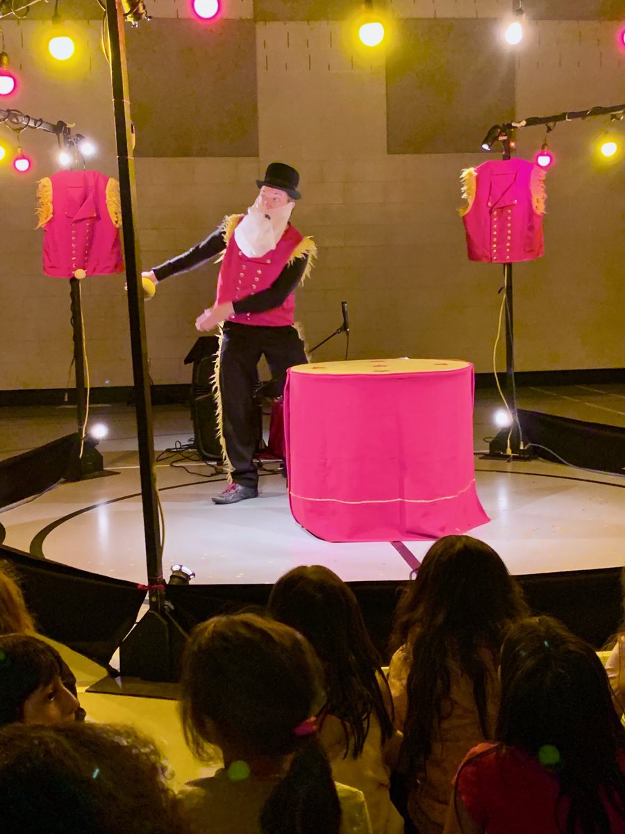 Ecole St. Michael’s School tweet media