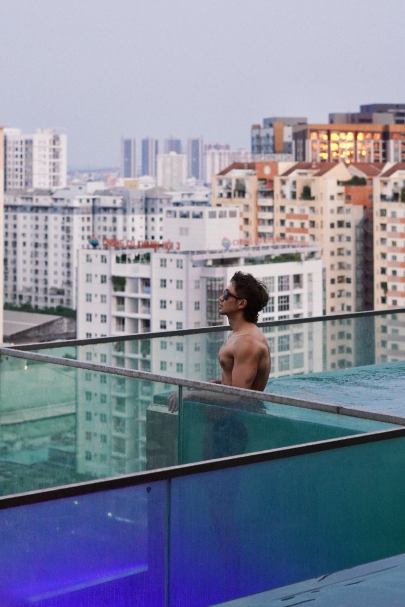 Jacklee_IX's tweet photo. 🏊 https://t.co/A91SjW7XSo