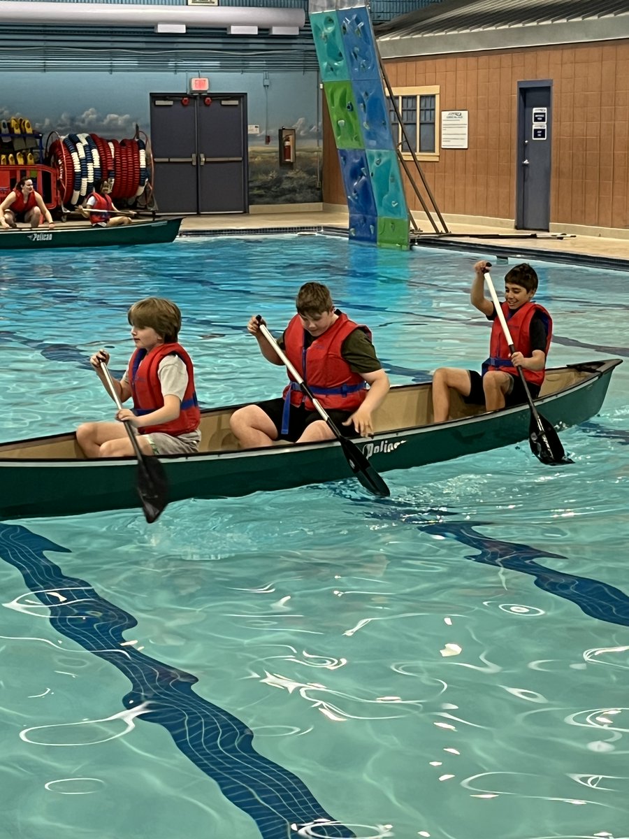 Ecole St. Michael’s School tweet media