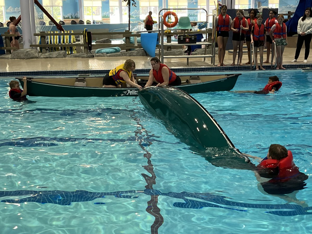 Ecole St. Michael’s School tweet media