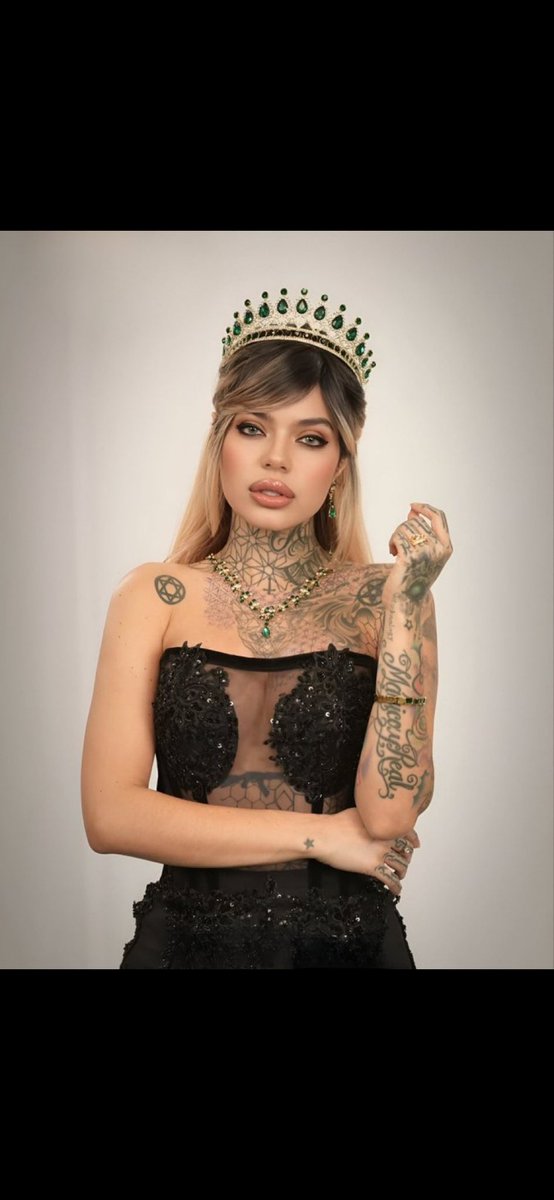 mxrnie_'s tweet photo. MELISSA GATE TÚ ERES LA GANADORA DE MILES DE CORAZONES 🖤
Te amamos Melissa Gate 
Muchas Felicidades 

MELISSA GATE GANADORA 👑🖤 

#LaCasaDeLosFamososCol
#LaCasaDeLosFamososCol2 https://t.co/pjRQwAIft5