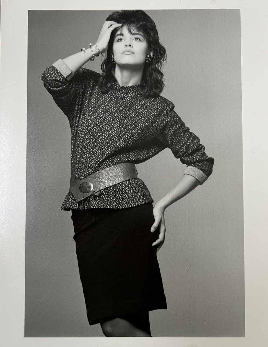 reneeparent16's tweet photo. Circa mid to late 80’s. #80sstyle  #model https://t.co/IFF1xaeMGd
