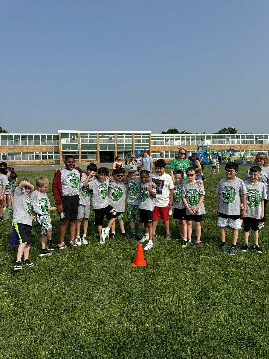 Ms. Hefferon tweet media