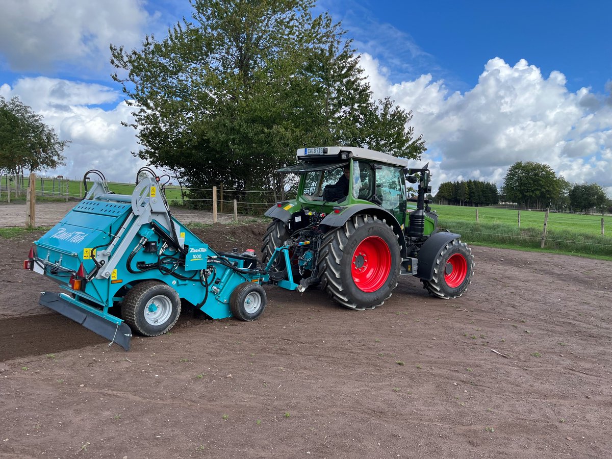 ObaikanesWLL's tweet photo. BeachTech 1500
The rugged model
Suitable for removing rocks from turf and seedbeds and for the beach as well as other sandy surfaces.
For inquiry please call 3378 3105
#Obaikan #beachcleaning #beachcleaningmachine https://t.co/V4tXcPRnnx