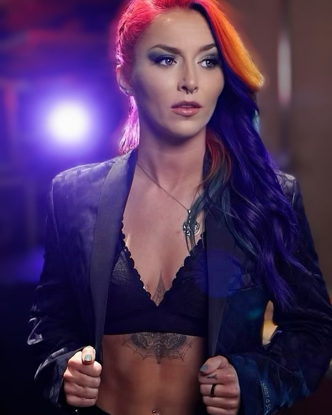 Welcome to the Iceland Continental.
Where the wine’s chilled, the vibes are colder, and breaking the rules gets you frostbitten. ❄️😉
Ask for Krysten. I bite… but only if you deserve it.
#Wickverse #ScottSisters #TheContinental #NoBusinessOnHotelGrounds