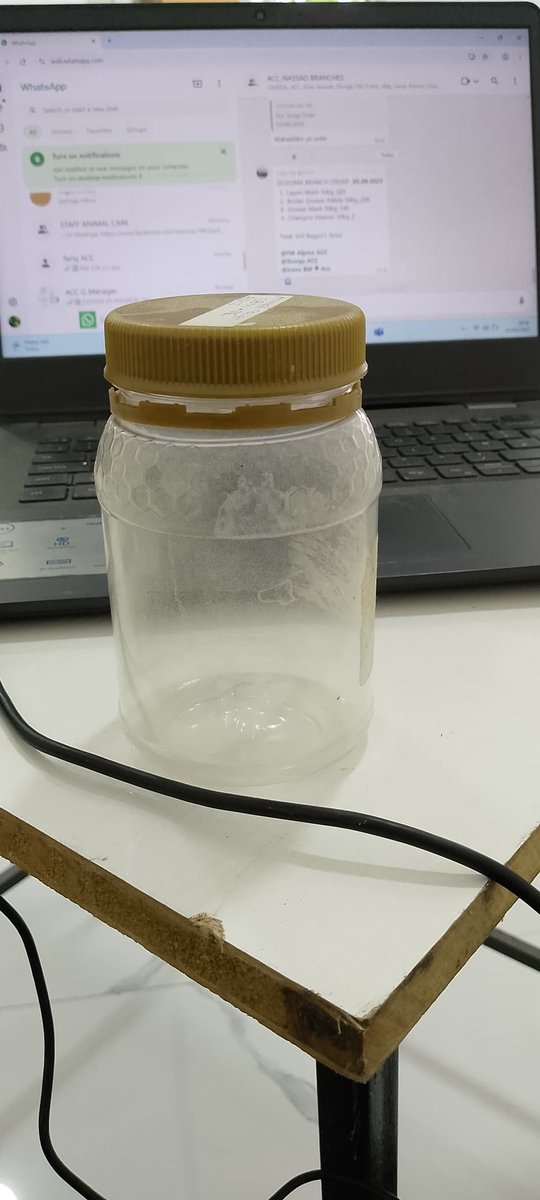 FreemarketTz's tweet photo. 🟡 VIFUNGASHIO VYA BEI NAFUU! 🟡
Tunauza vifungashio vya plastiki vya ubora wa hali ya juu – vinafaa kwa asali, karanga, viungo, jamu, n.k.

📦 Vifungashio imara, salama kwa chakula
💰 Bei nafuu kwa jumla na rejareja
📍 Tunapatikana Tanzania
📞 Piga simu: 0789 08 19 72 https://t.co/aTQ7D0qtXn